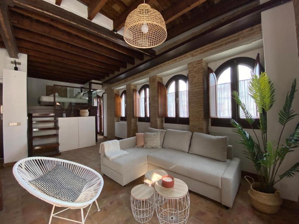 Hostfy Centro Puerta Osario Apartment Seville Exterior photo